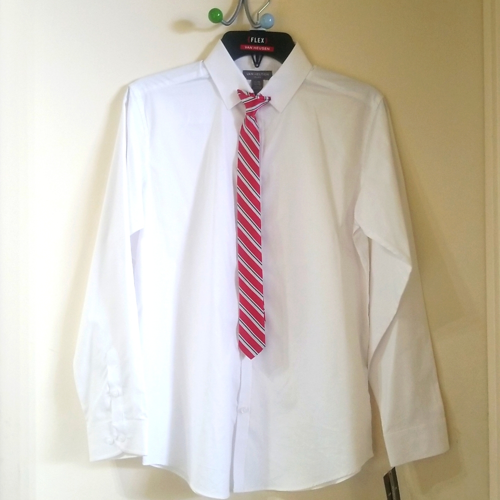 Van Heusen Long Sleeve Dress Shirt